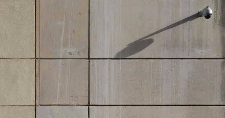 vigilancia total sua seguranca nunca dorme